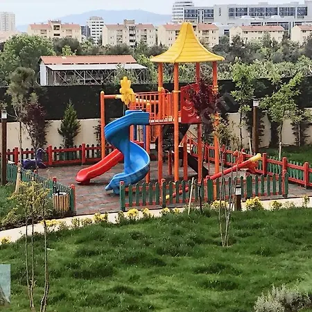 Cukurova Balkon Bueyuek 1+1 *